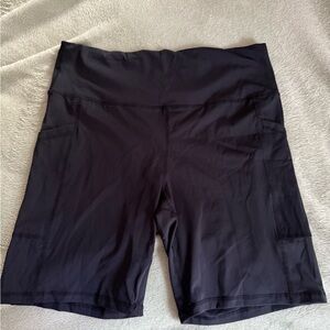 Yogalicious Black Women's Shorts